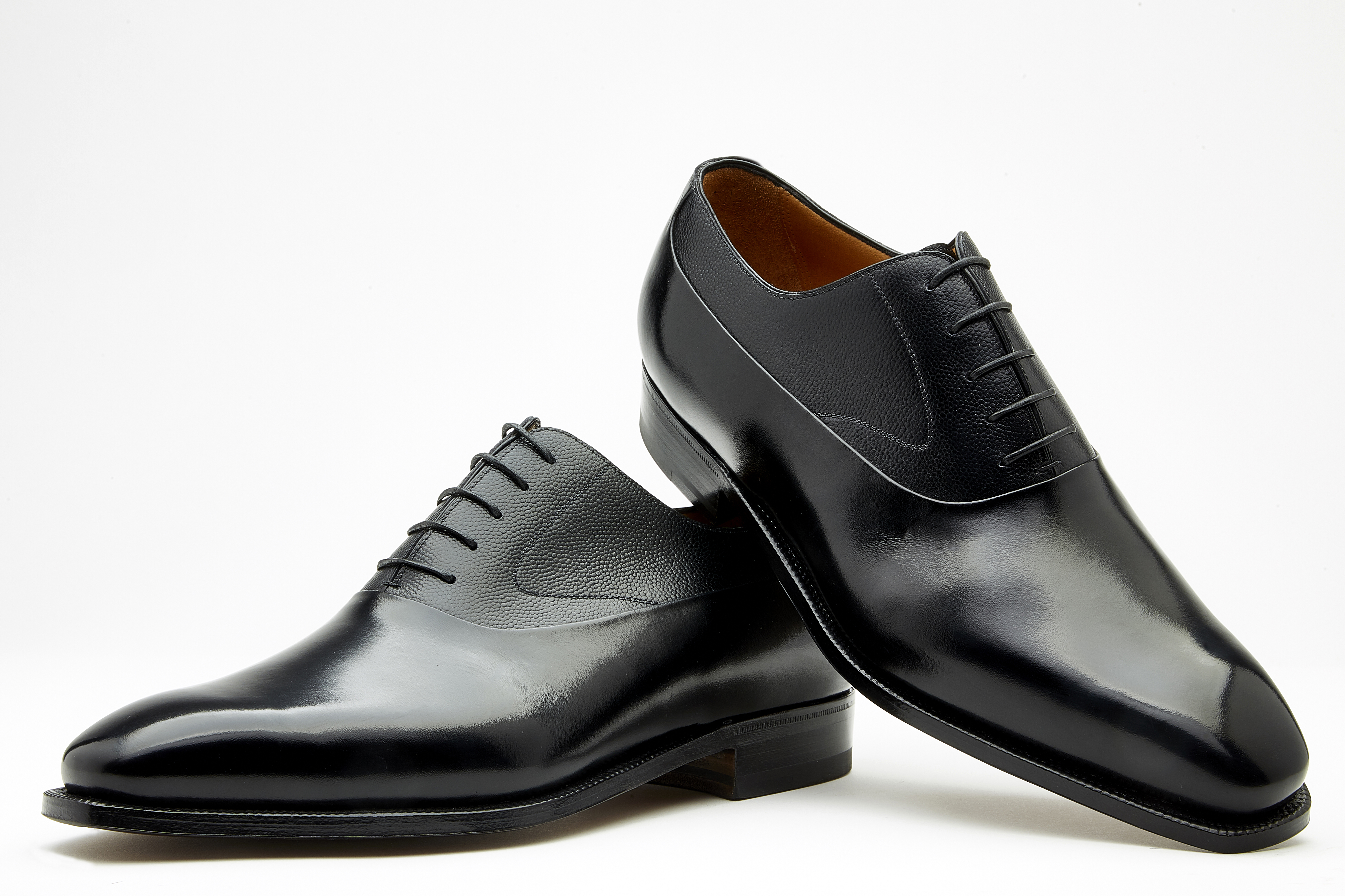 Bespoke shoes for men and women