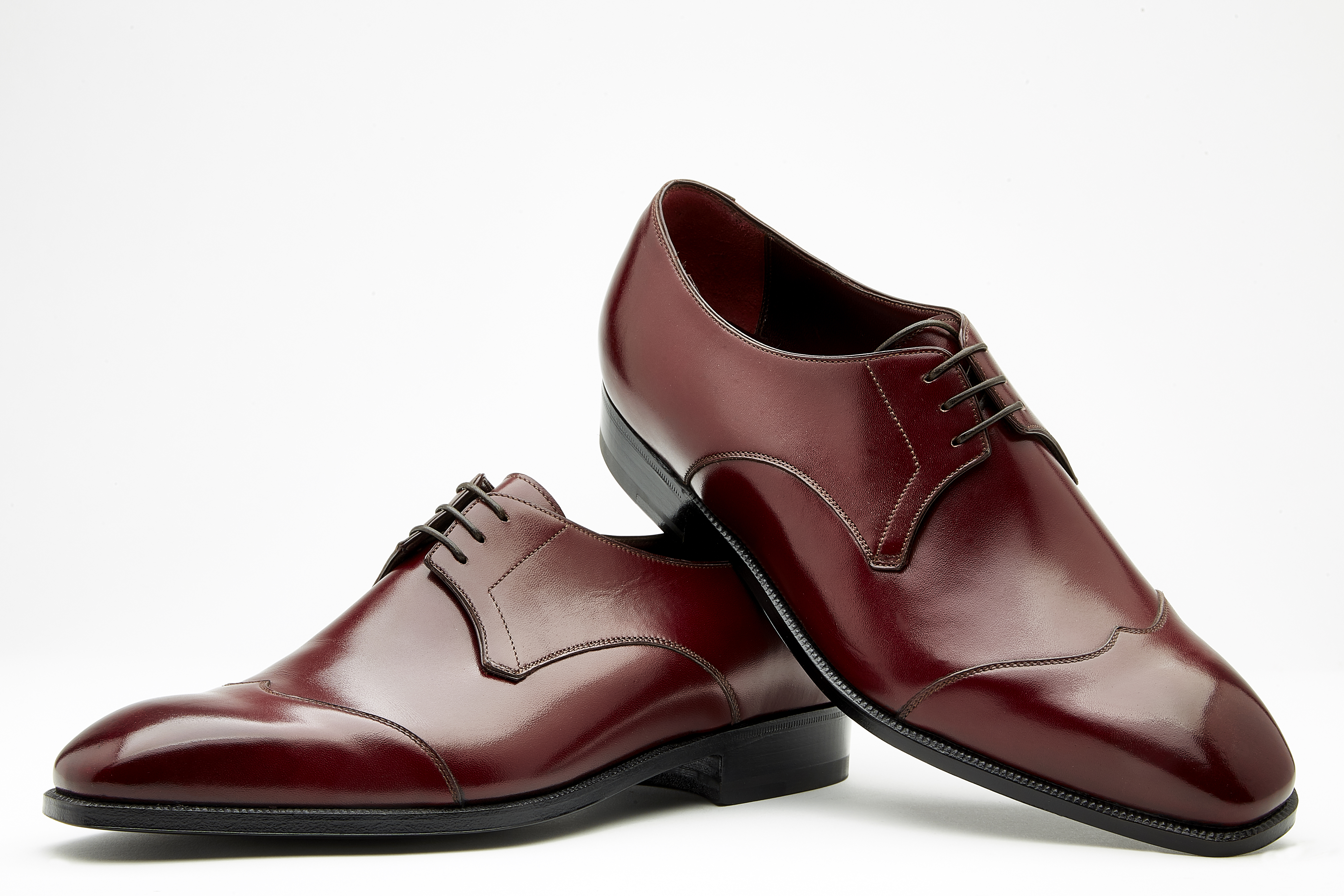 Bespoke shoes for men and women